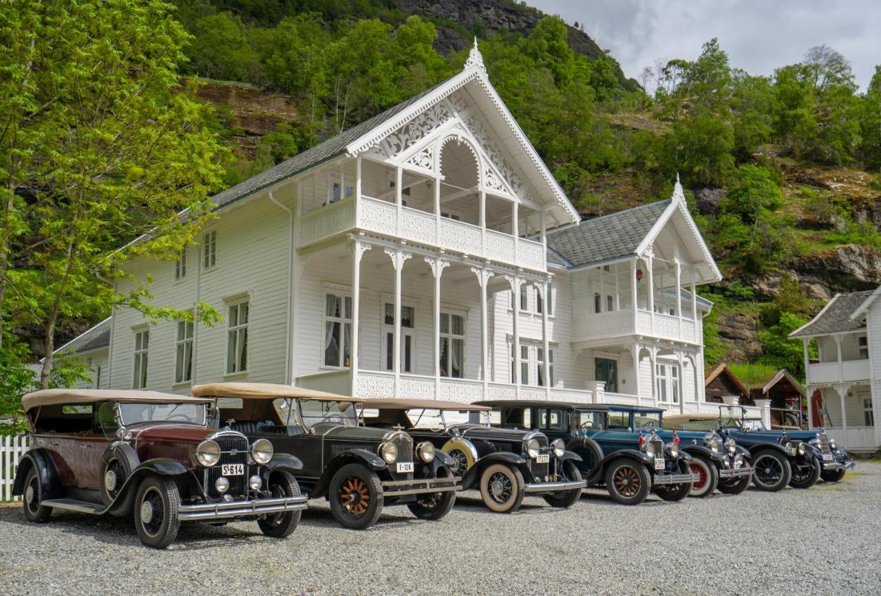 Husum Hotel Borgund Exterior foto